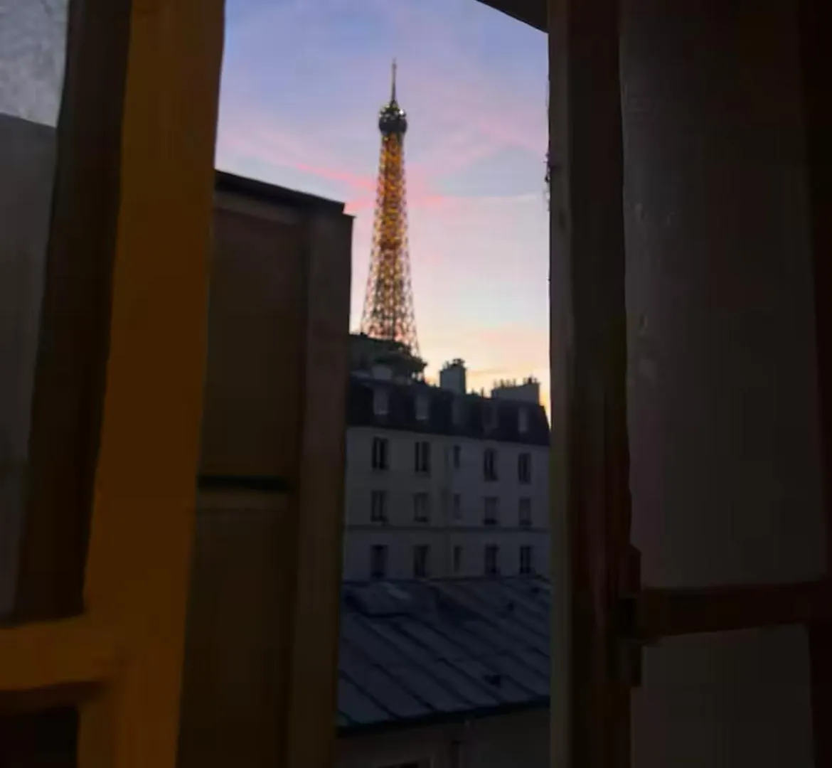 Eiffel Tower View Haussmanian Charm 2Min Walk From The Eiffel Tower Gardens Apartment Paris France