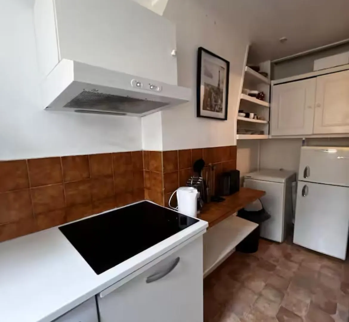 Eiffel Tower View Haussmanian Charm 2Min Walk From The Eiffel Tower Gardens Apartment Paris